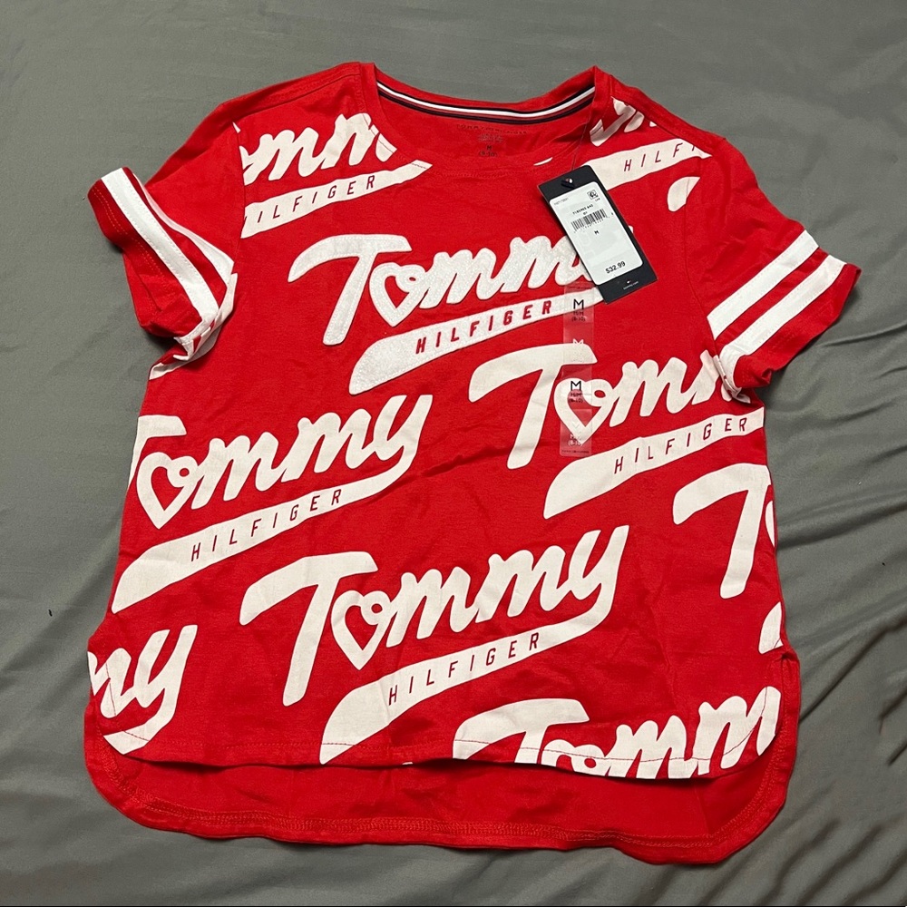 NWT Red Tommy Hilfiger T-shirt